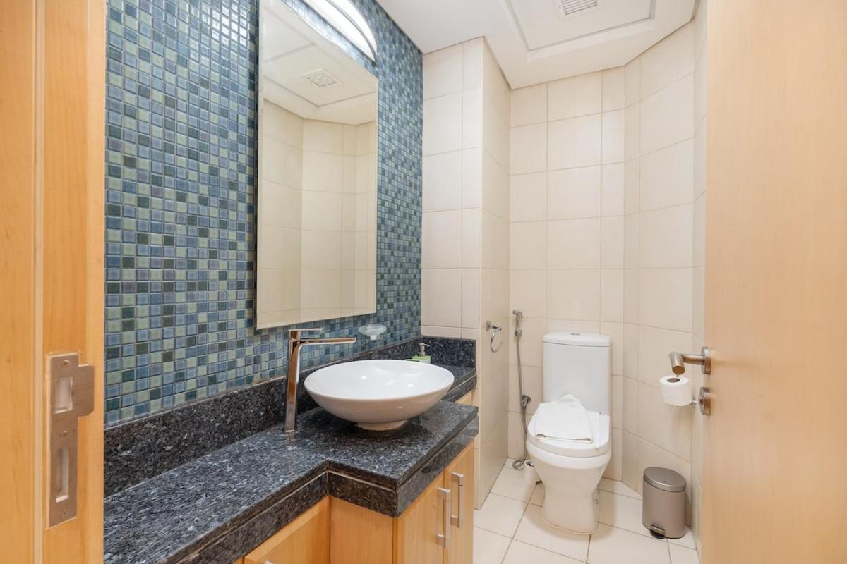 Elegant 3br Near In Palm Jumeirah Apartment *